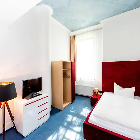 Hotel In Der Grünen Zitadelle Von Magdeburg 4*