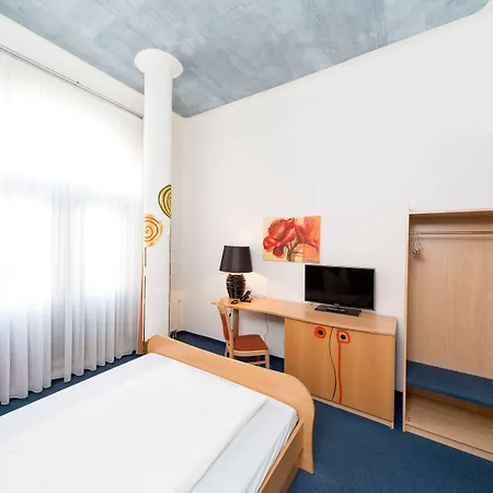 Aparthotel Magdeburg Ξενοδοχείο με διαμερίσματα 4*