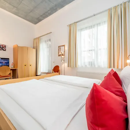 Ξενοδοχείο με διαμερίσματα Aparthotel Magdeburg 4*