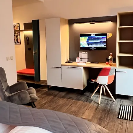 Hotel In Der Grünen Zitadelle Von Magdeburg 4* Magdeburg