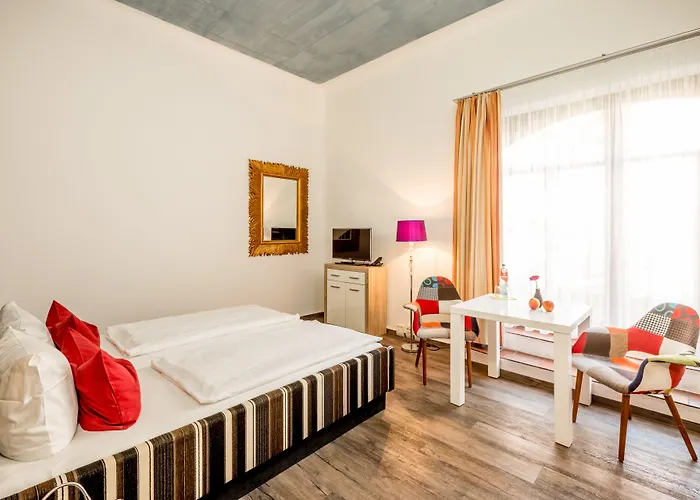 Aparthotel Hotel In Der Grünen Zitadelle Von Magdeburg Magdeburg